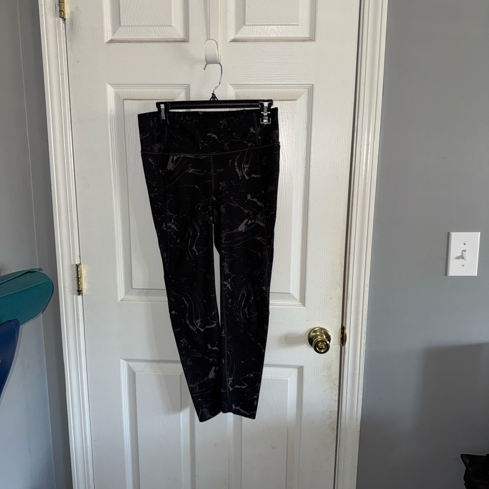 Athleta Black Marble Leggings